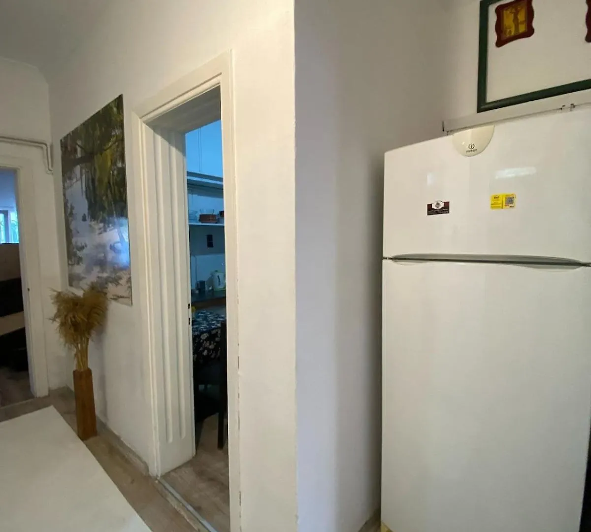 Authentic Detached House In Kusadasi City Center Appartamento